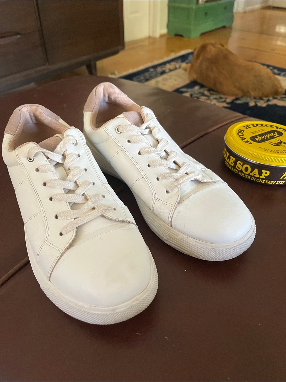 Vepose White Low-Top Sneakers with Light Pink Lining